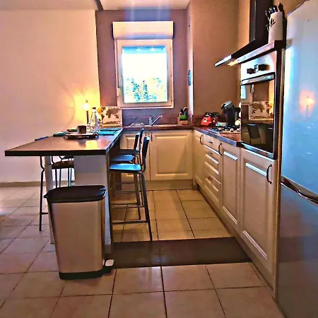 *le Cocon Bistroquet*oc.keys/terrasse/ Parking Apartment *